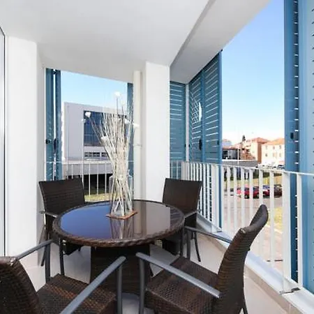 Luxury Eli Lejlighed