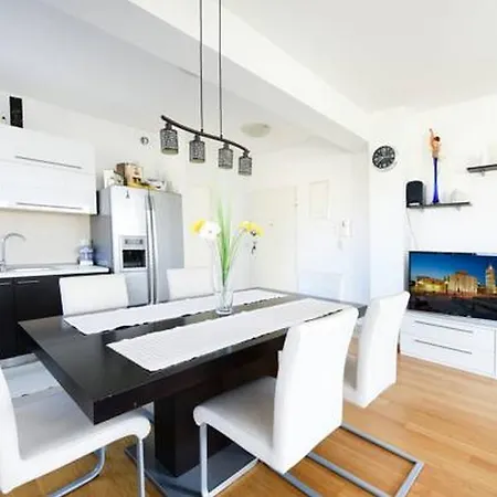 Luxury Eli Lejlighed